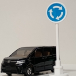 トミカ　ヴォクシー　標識セット