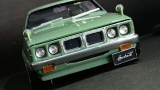 フィニッシュシートの貼り方は？