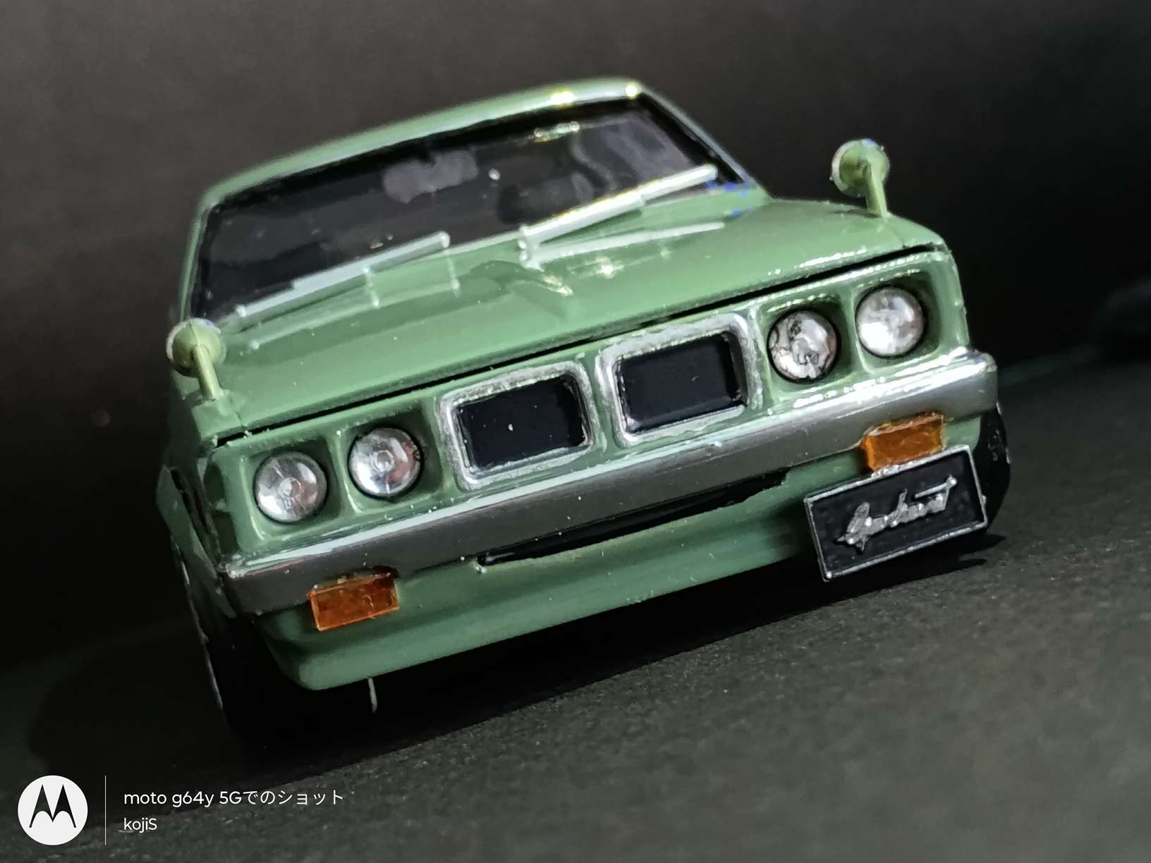 フィニッシュシートの貼り方は?